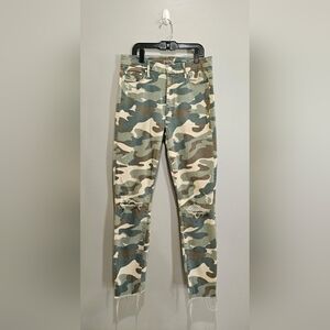 MOTHER Camo High Waisted Looker Ankle Fray